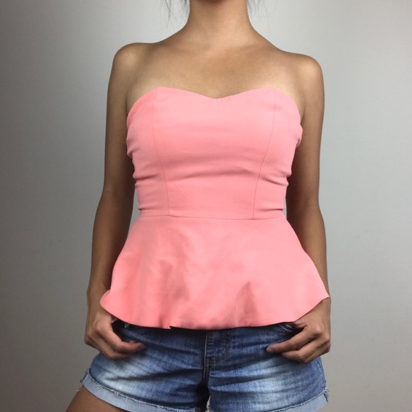 Cute coral peplum top! - Picture 3 of 8